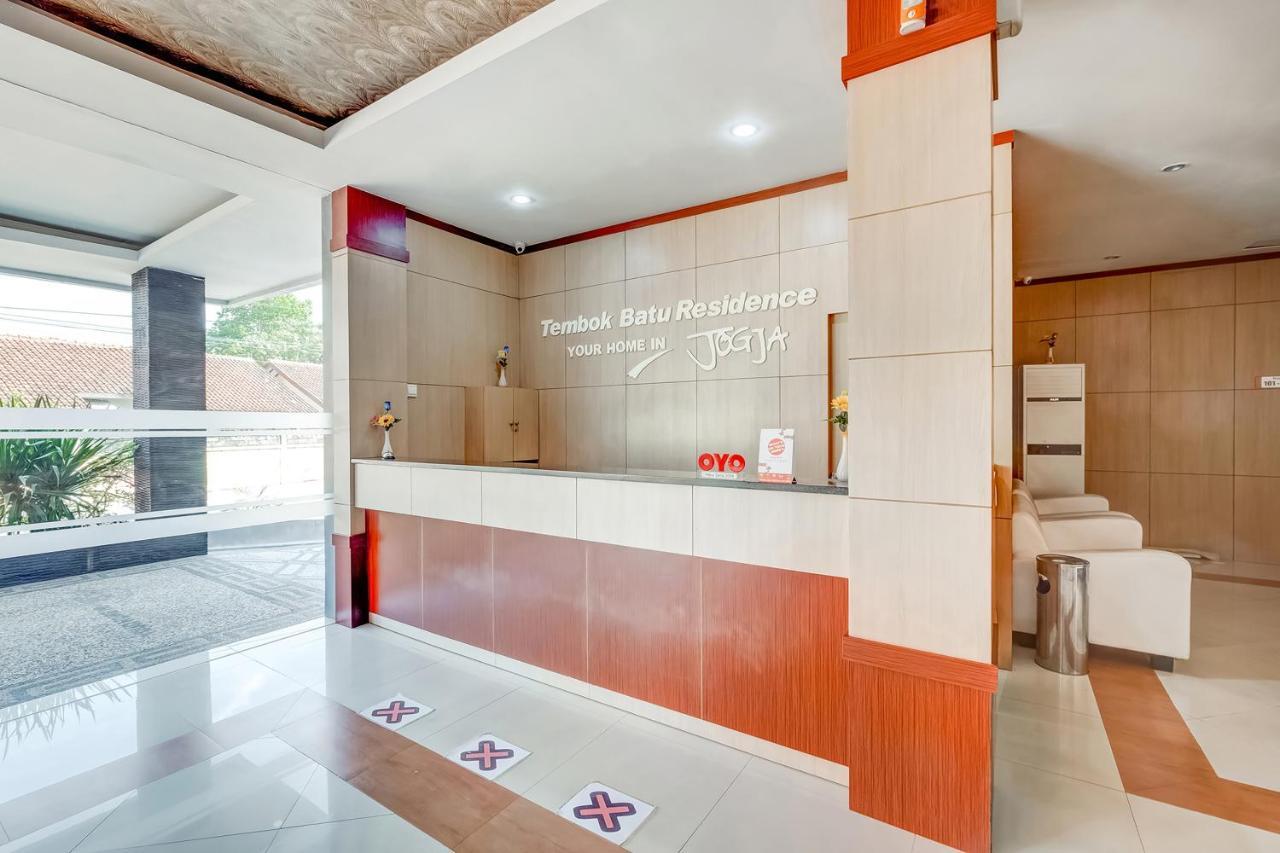 Oyo Flagship 3726 Tembok Batu Residence Tugu Extérieur photo